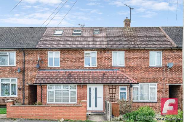3 bedroom Terraced for sale in Watford