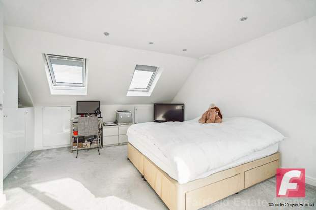 Additional Property Image 3 bedroom Terraced for sale in Watford 6