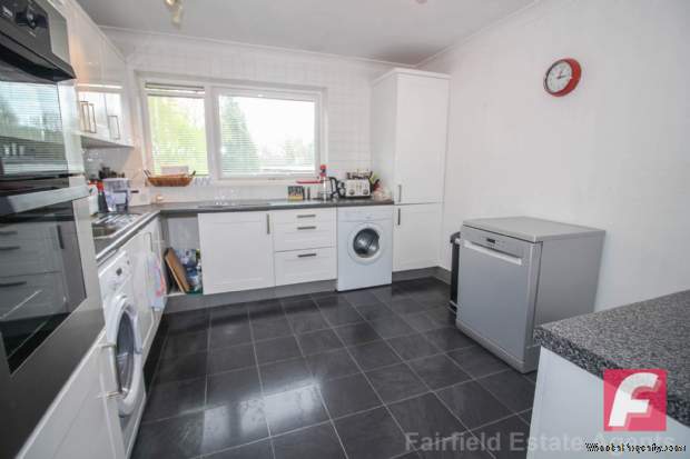 Additional Property Image 3 bedroom Flat for sale in Watford 3