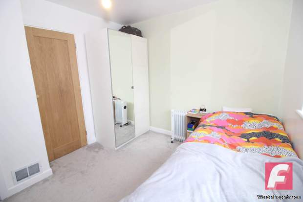 Additional Property Image 3 bedroom Flat for sale in Watford 11