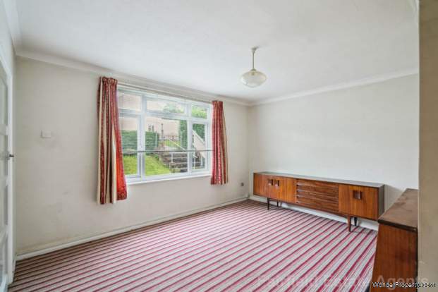 Additional Property Image 3 bedroom End of Terrace for sale in Watford 2