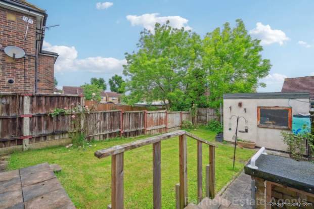 Additional Property Image 3 bedroom End of Terrace for sale in Watford 4