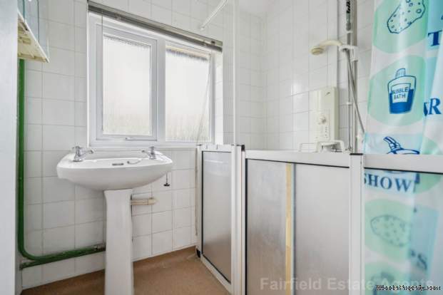 Additional Property Image 3 bedroom End of Terrace for sale in Watford 10