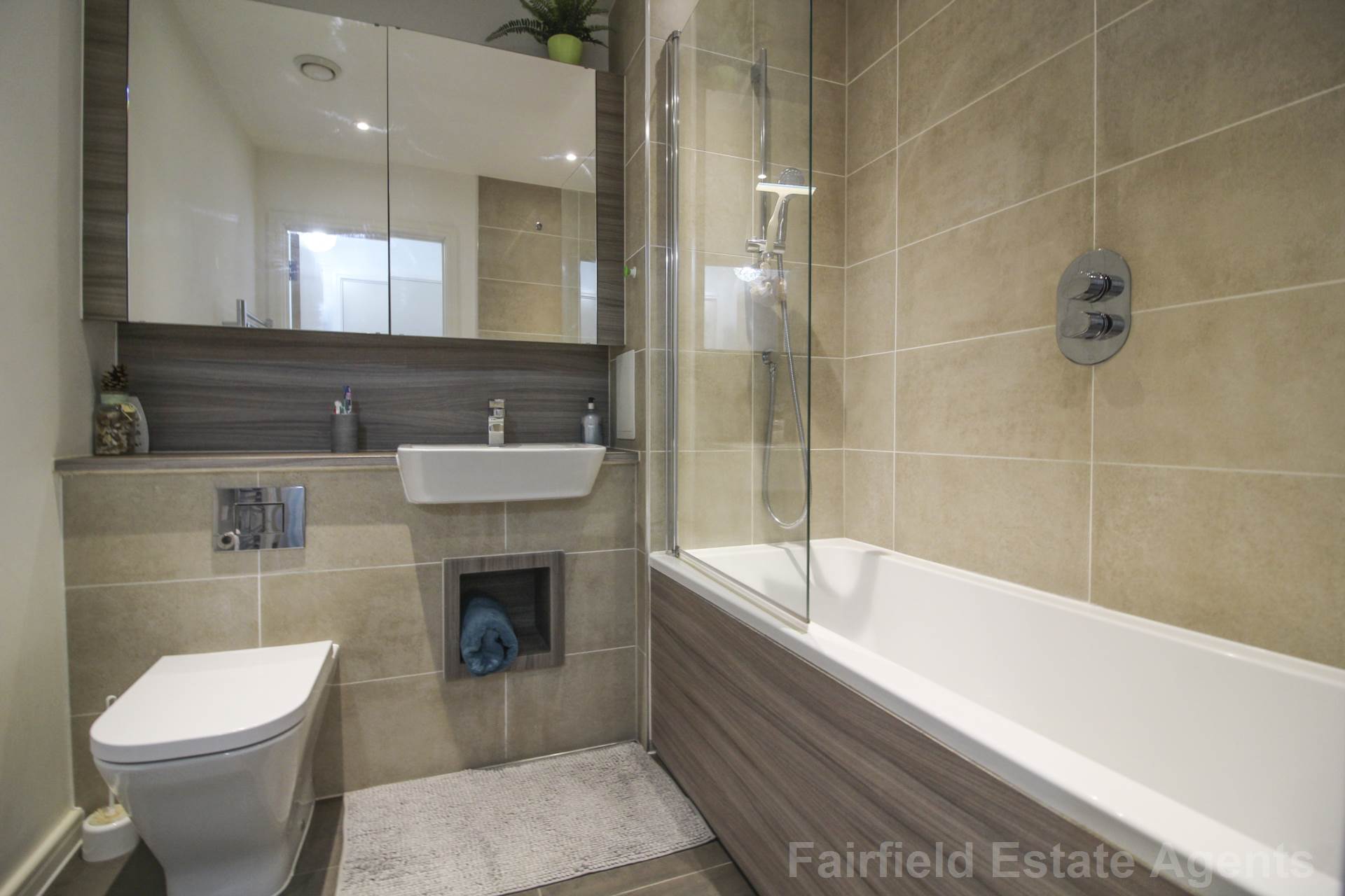 Additional Property Image 2 bedroom Flat for sale in Watford 6