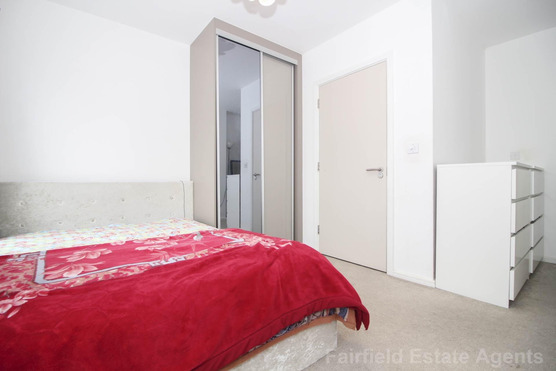 Additional Property Image 2 bedroom Flat for sale in Watford 8
