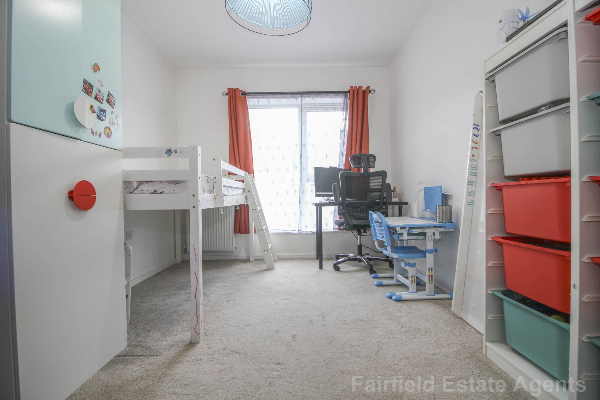 Additional Property Image 2 bedroom Flat for sale in Watford 9