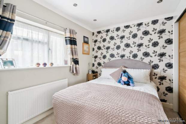 Additional Property Image 3 bedroom End of Terrace for sale in Watford 12