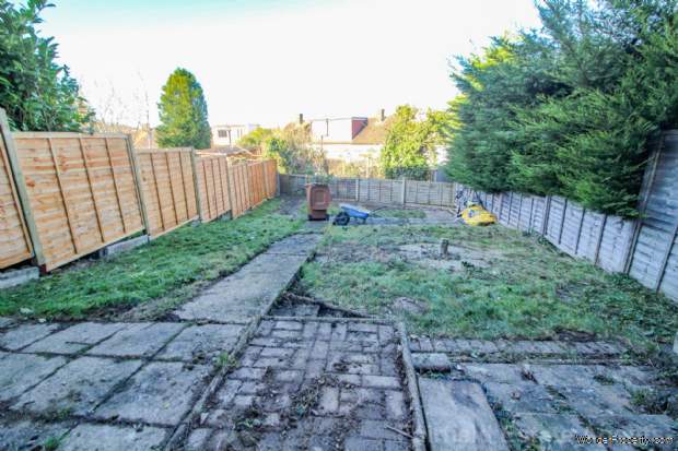 Additional Property Image 3 bedroom Terraced for sale in Watford 9