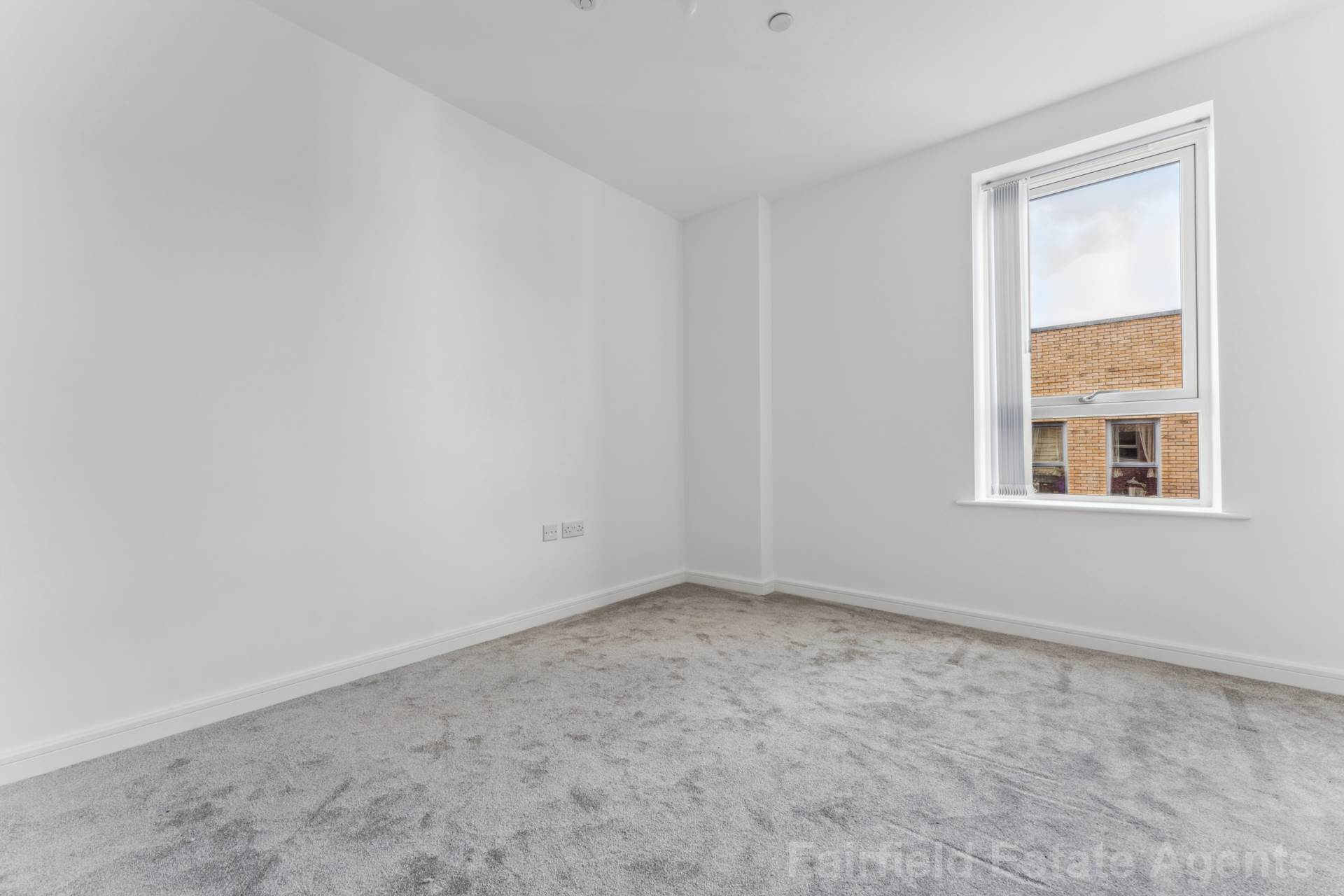 Additional Property Image 2 bedroom Flat for sale in Watford 12