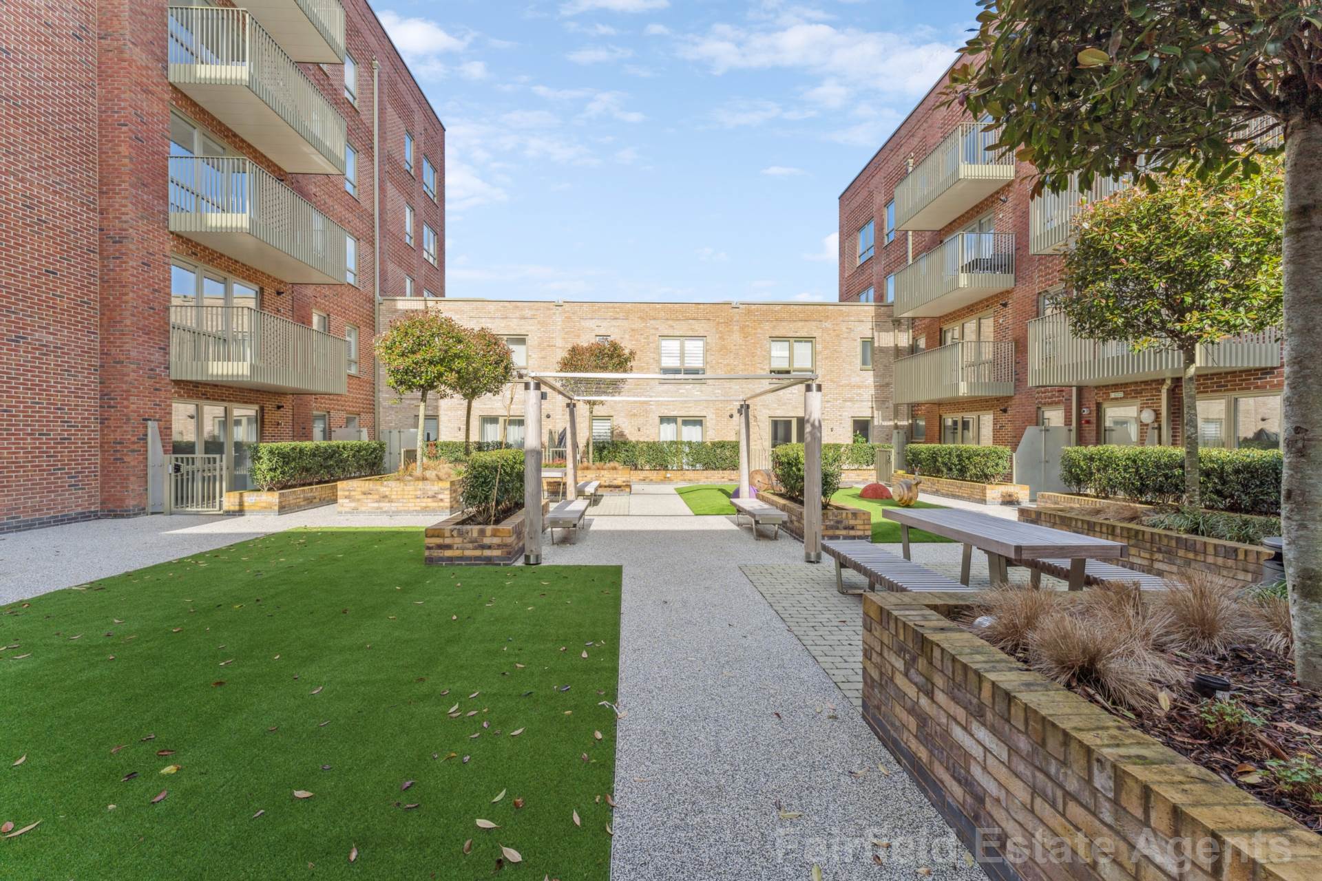 Additional Property Image 2 bedroom Flat for sale in Watford 21