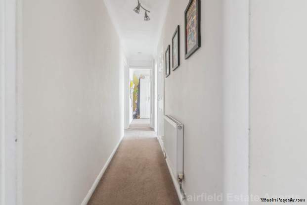 Additional Property Image 2 bedroom Flat for sale in Watford 5