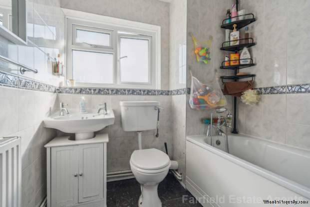 Additional Property Image 2 bedroom Flat for sale in Watford 12