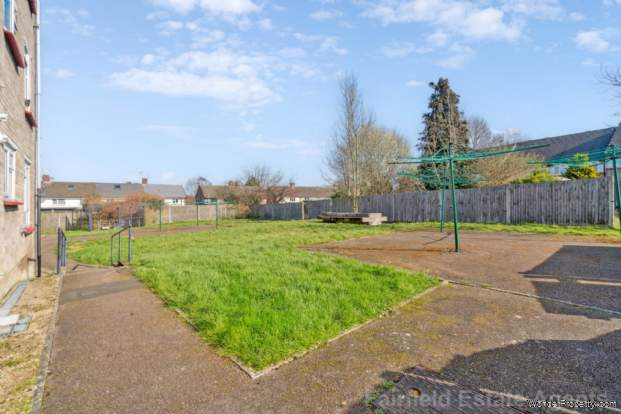 Additional Property Image 2 bedroom Flat for sale in Watford 7