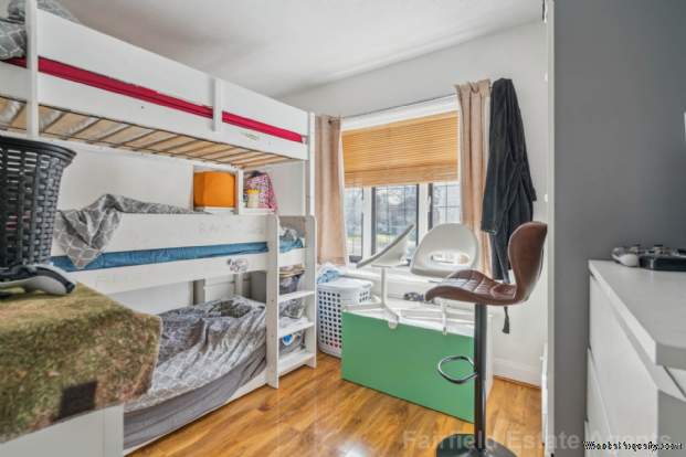 Additional Property Image 2 bedroom Maisonette for sale in Northwood 9
