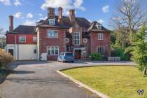 2 bedroom Maisonette for sale in Northwood