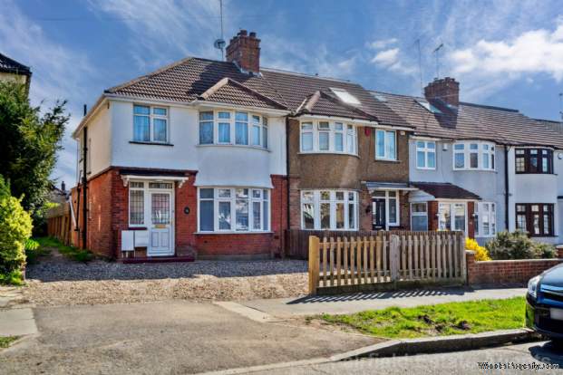 3 bedroom End of Terrace for sale in Harrow
