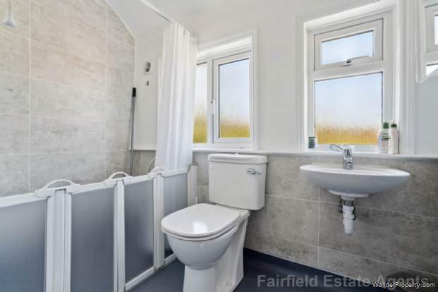 Additional Property Image 3 bedroom Terraced for sale in Watford 8