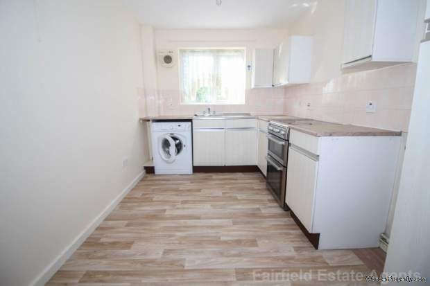 Additional Property Image 2 bedroom Flat for sale in Watford 6