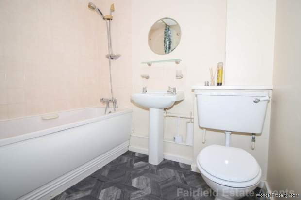 Additional Property Image 2 bedroom Flat for sale in Watford 9