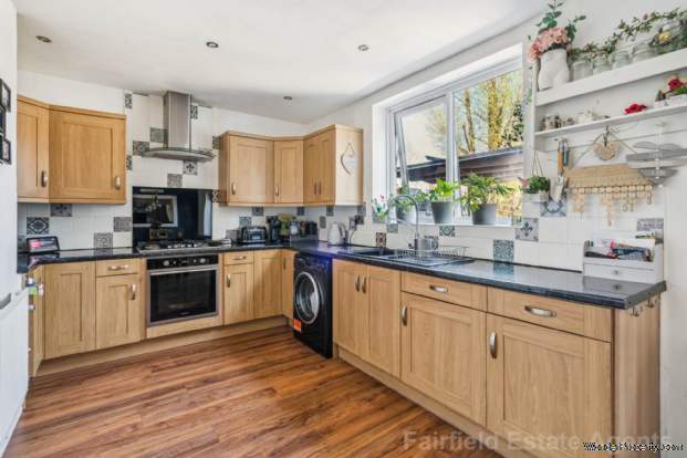 Additional Property Image 4 bedroom Terraced for sale in Watford 15