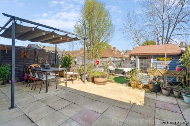 Additional Property Image 4 bedroom Terraced for sale in Watford 4