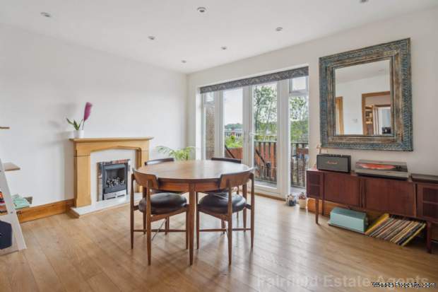 Additional Property Image 2 bedroom Semi Detached for sale in Watford 2