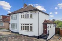 2 bedroom Semi Detached for sale in Watford