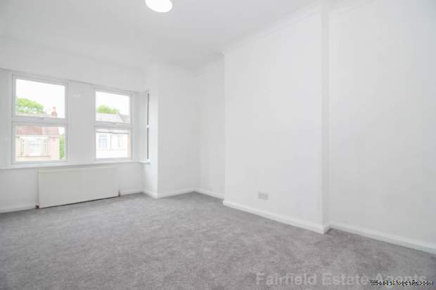Additional Property Image 2 bedroom Maisonette for sale in Harrow 14