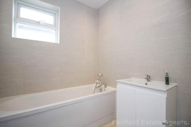 Additional Property Image 2 bedroom Maisonette for sale in Harrow 9