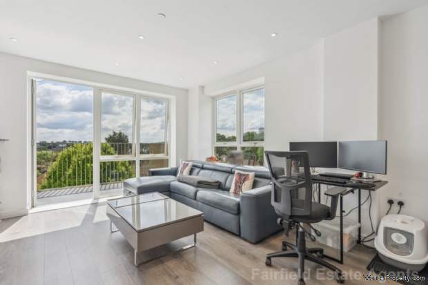 Additional Property Image 1 bedroom Flat for sale in Watford 2