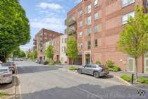 1 bedroom Flat for sale in Watford