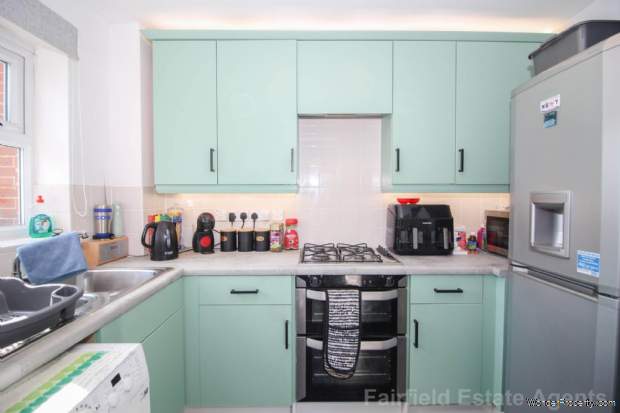 Additional Property Image 1 bedroom Flat for sale in Watford 3
