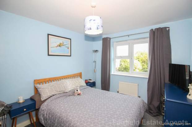 Additional Property Image 1 bedroom Flat for sale in Watford 7