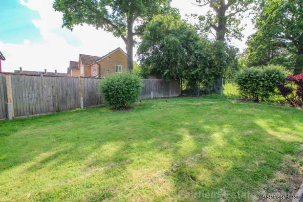Additional Property Image 1 bedroom Flat for sale in Watford 10