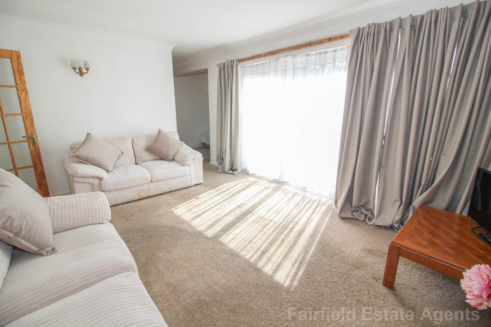 Additional Property Image 3 bedroom End of Terrace for sale in Watford 3