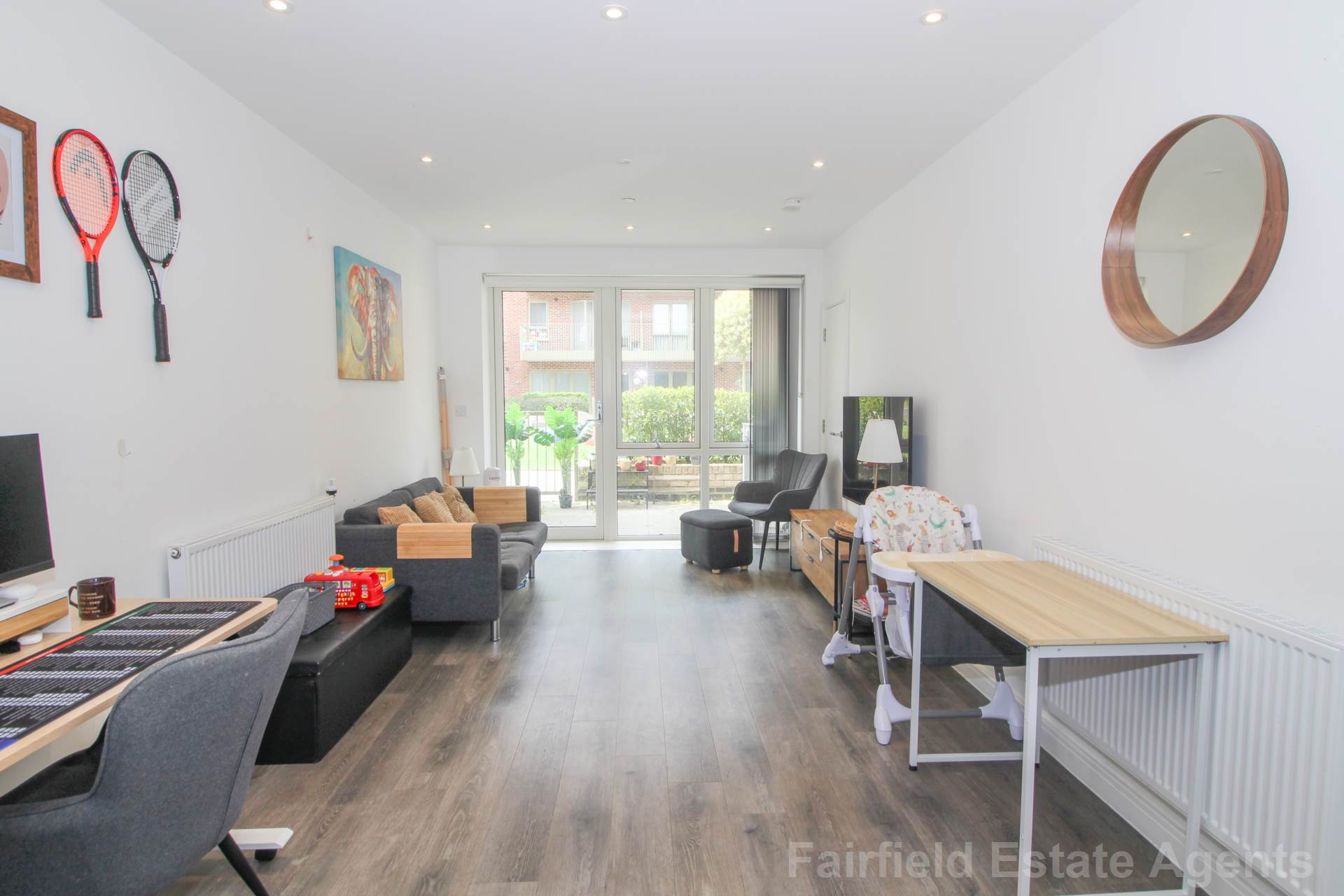 Additional Property Image 2 bedroom Flat for sale in Watford 2