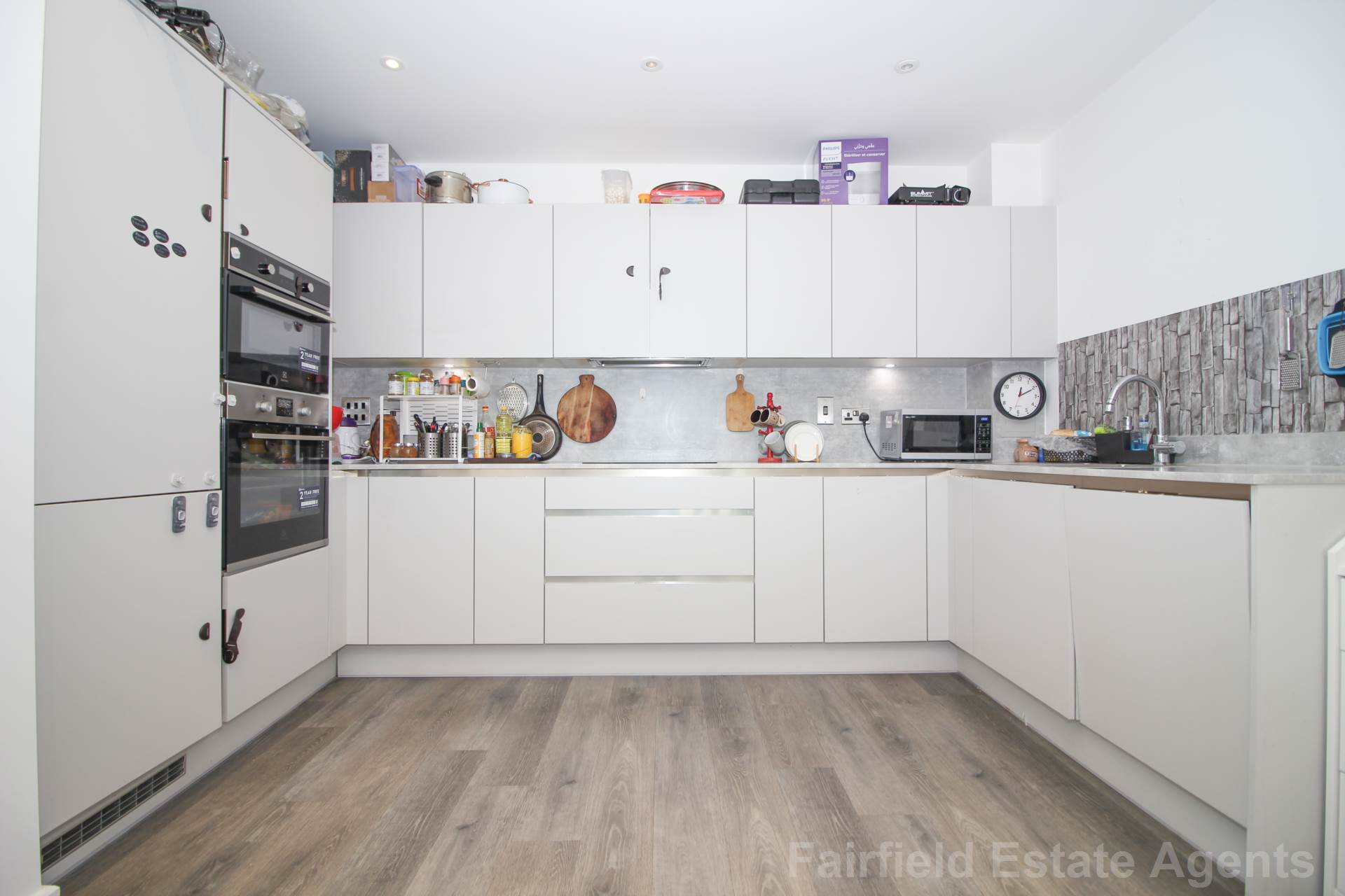 Additional Property Image 2 bedroom Flat for sale in Watford 3