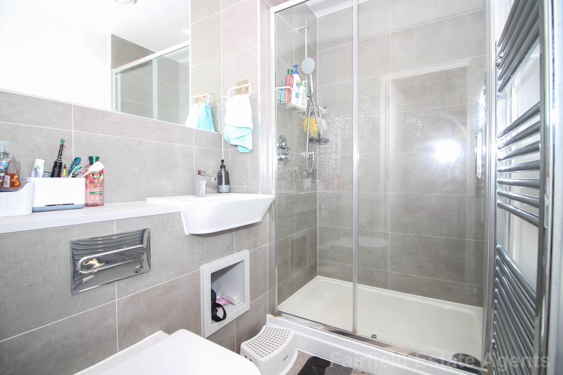Additional Property Image 2 bedroom Flat for sale in Watford 13