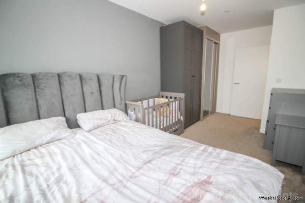 Additional Property Image 1 bedroom Flat for sale in Watford 8