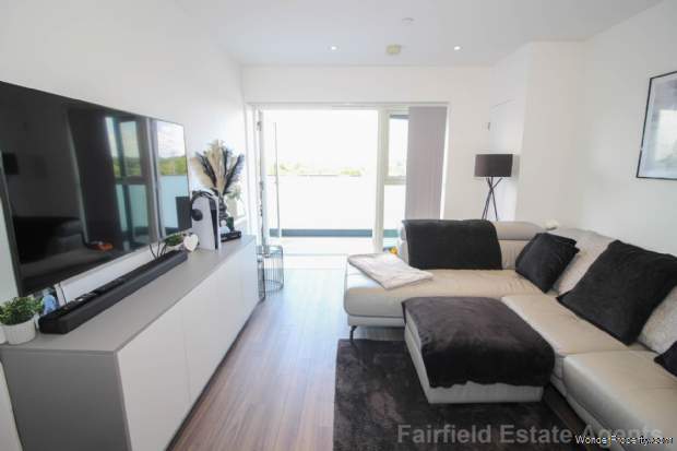 Additional Property Image 1 bedroom Flat for sale in Watford 6