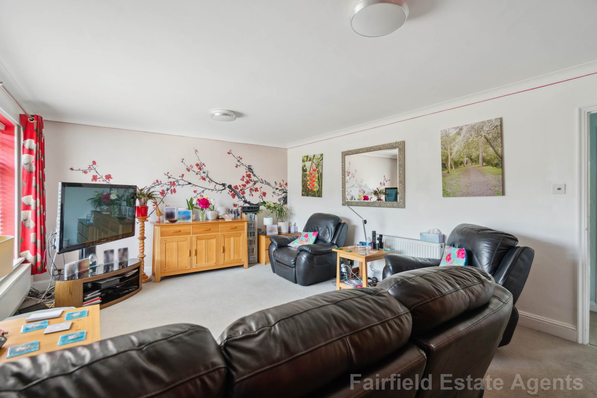 Additional Property Image 3 bedroom Terraced for sale in Watford 4