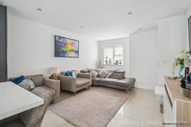 Additional Property Image 3 bedroom Terraced for sale in Watford 9