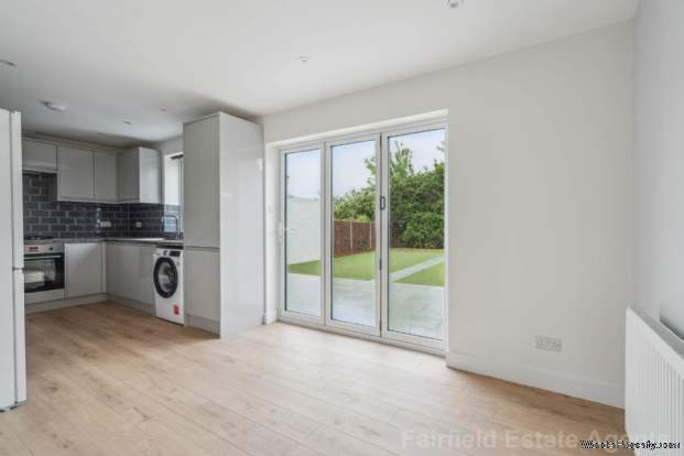 Additional Property Image 3 bedroom Semi Detached for sale in Watford 7