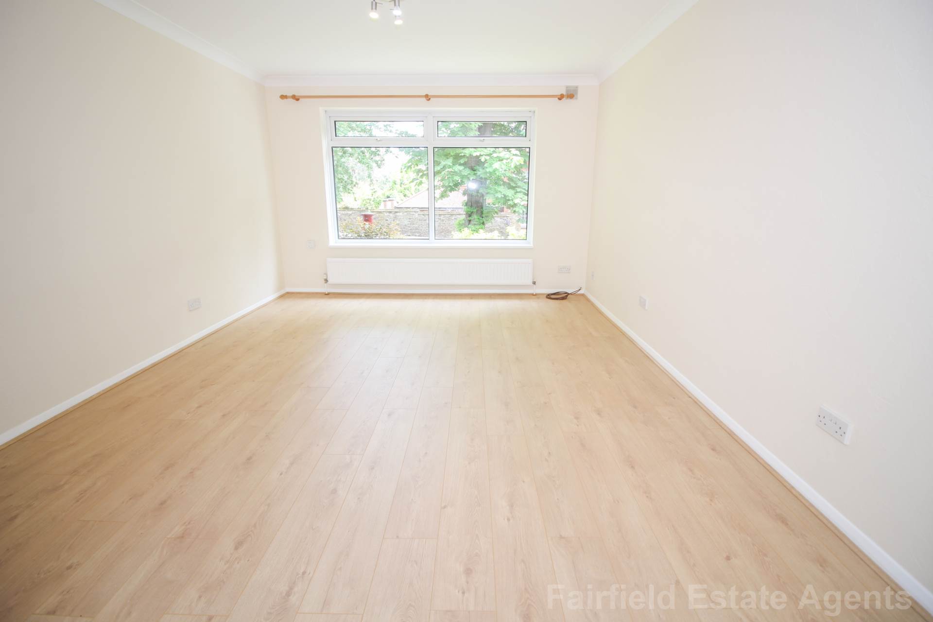 Additional Property Image 2 bedroom Apartment to rent in Rickmansworth 3