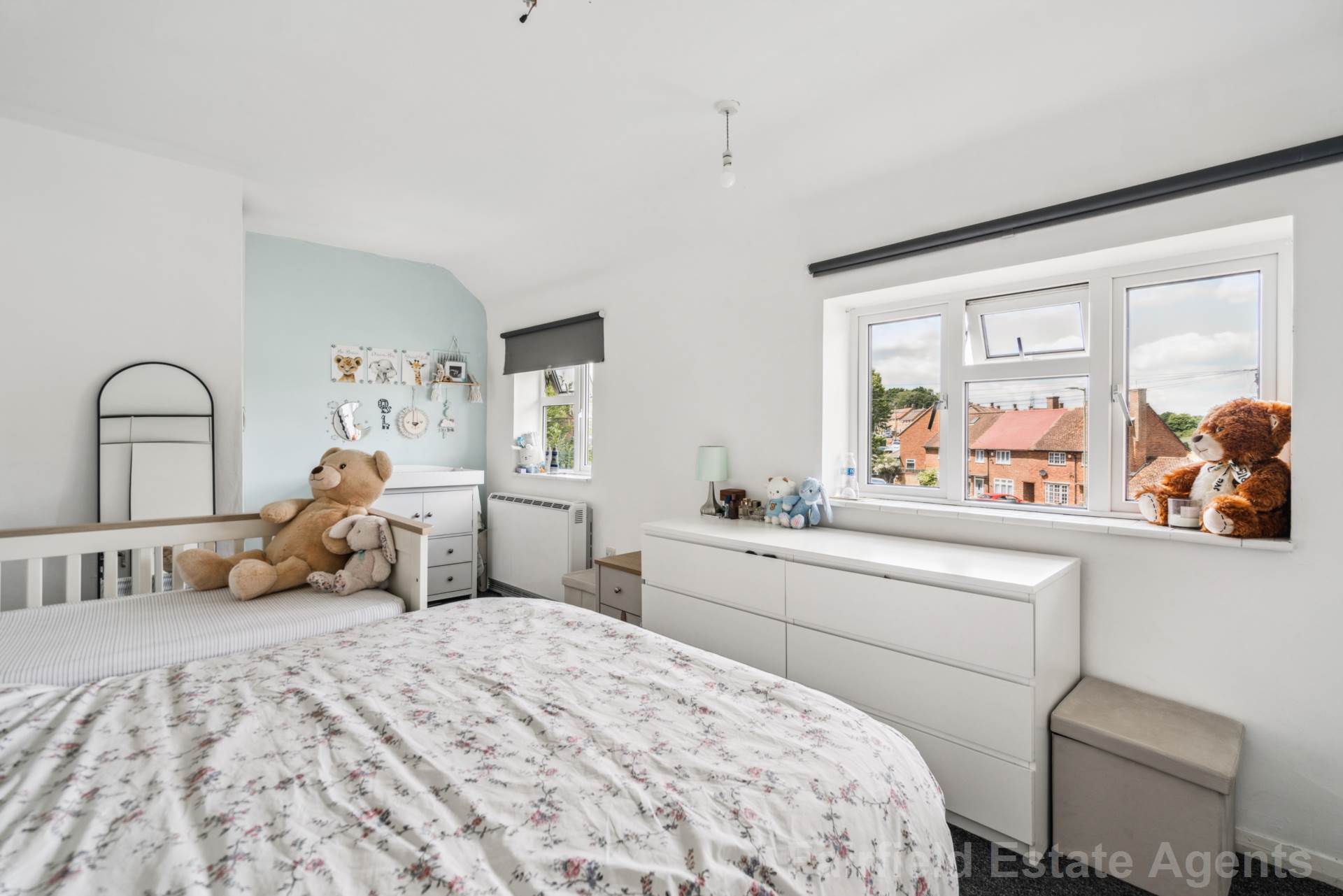 Additional Property Image 2 bedroom Semi Detached for sale in Watford 8