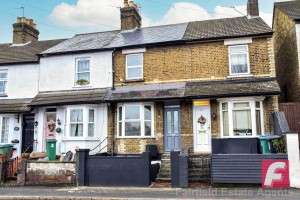 2 bedroom Terraced to rent in Watford