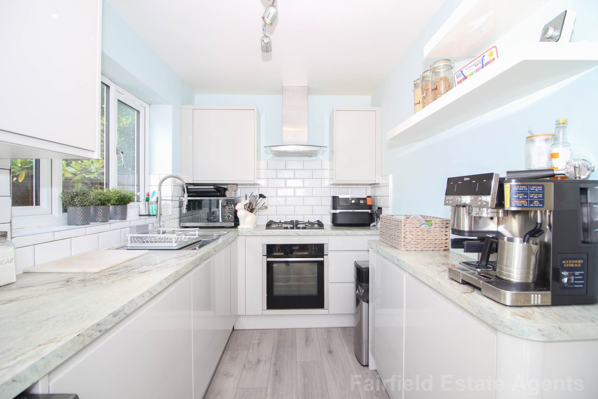 Additional Property Image 1 bedroom Maisonette for sale in Watford 2