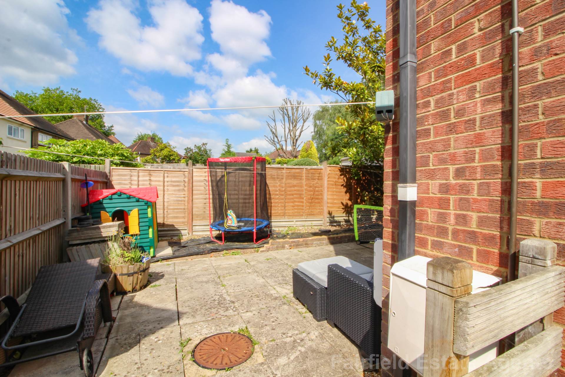 Additional Property Image 1 bedroom Maisonette for sale in Watford 14