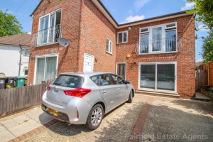 1 bedroom Maisonette for sale in Watford