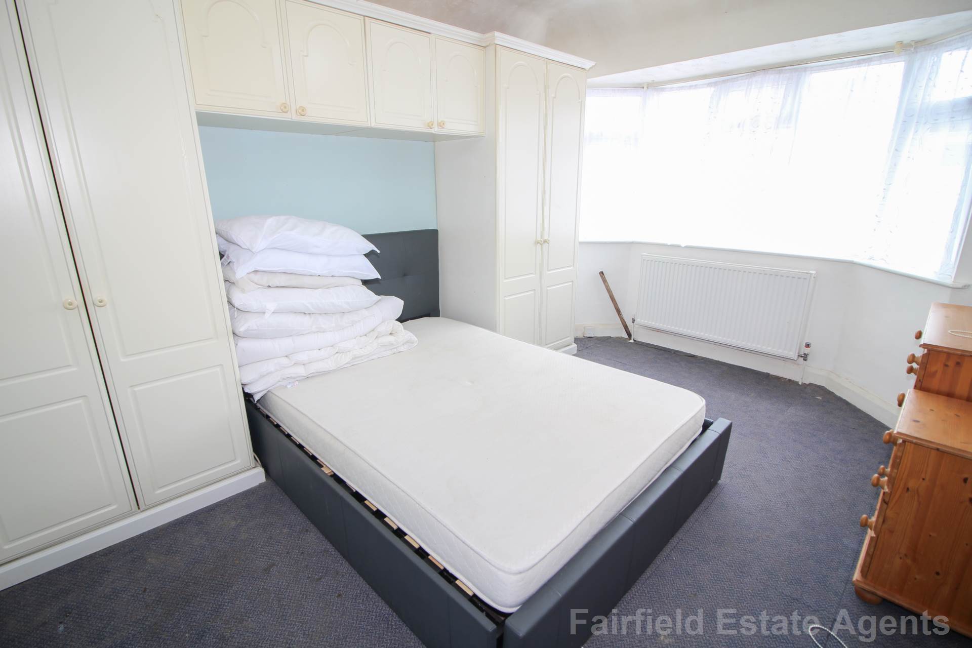 Additional Property Image 3 bedroom Semi Detached Bungalow for sale in Watford 10